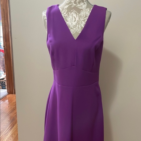 NWT - Picture 3 of 4